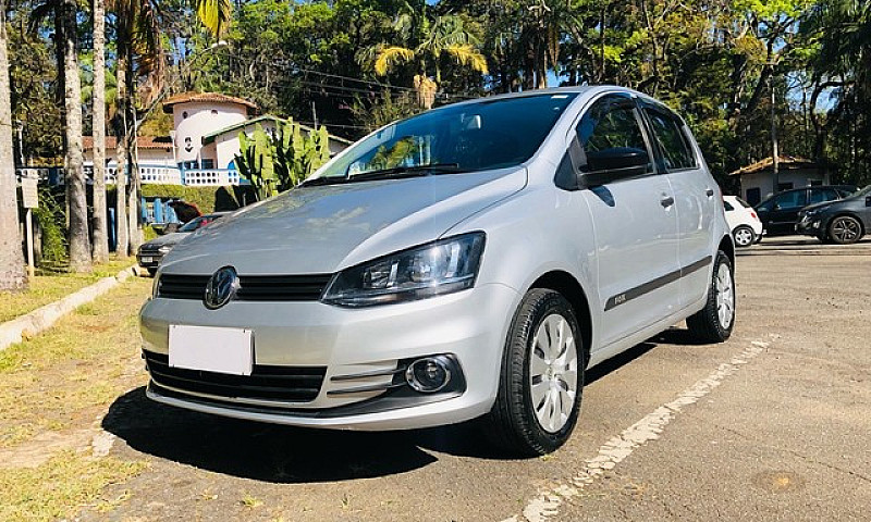 Vw Fox 2015 Trendlin...