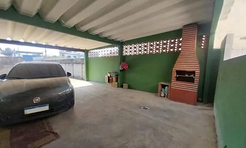 Vendo Casa De Fundos...