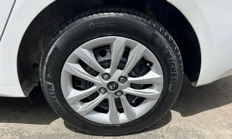 Hyundai Hb20S Comfor...