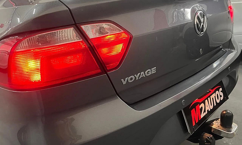 Volkswagen Voyage 1....