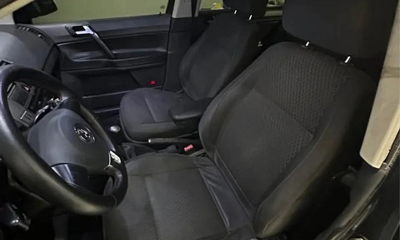 Volkswagen Polo Sed....