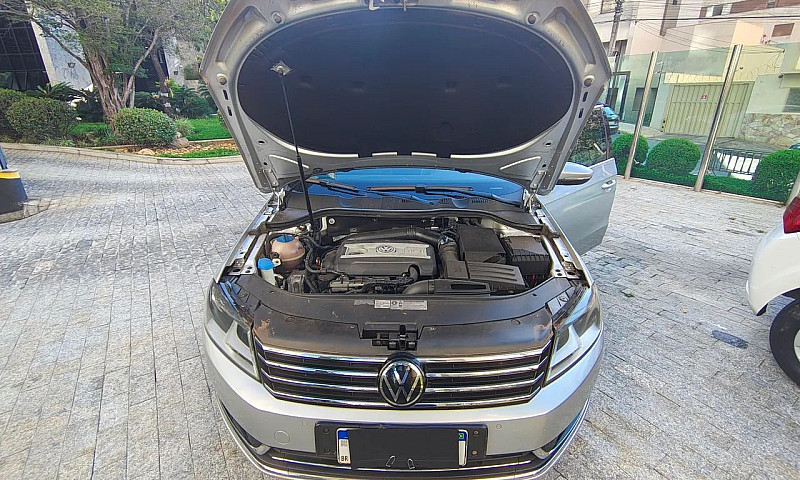 Volkswagen Passat Tb...