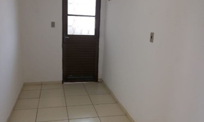 Apto. No Planalto 1/...