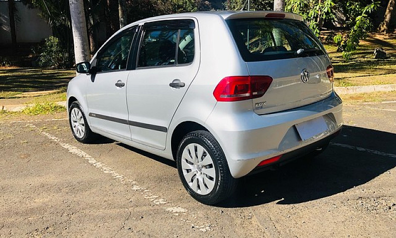 Vw Fox 2015 Trendlin...