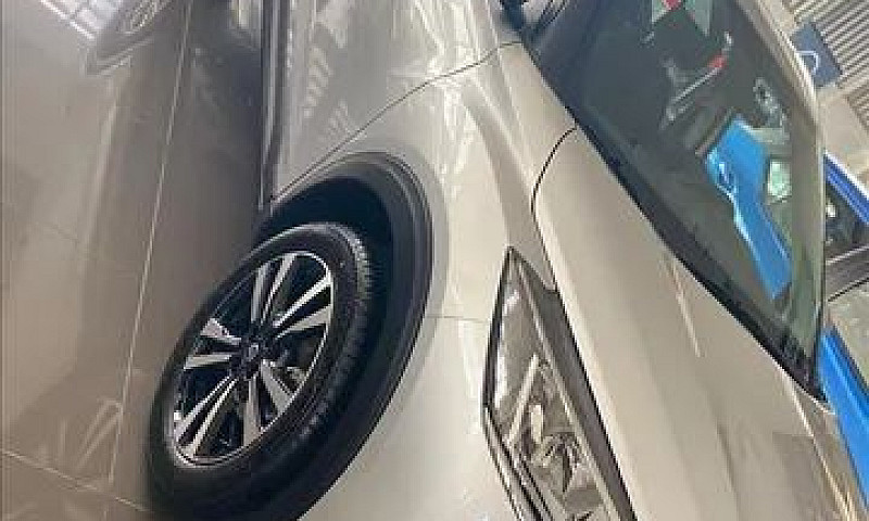 Nissan Kicks 1.6 16V...