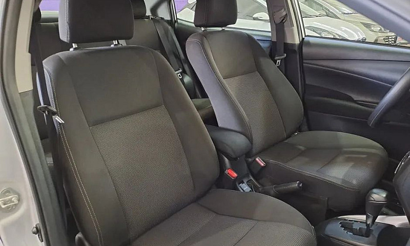 Toyota Yaris Xl 1.5 ...