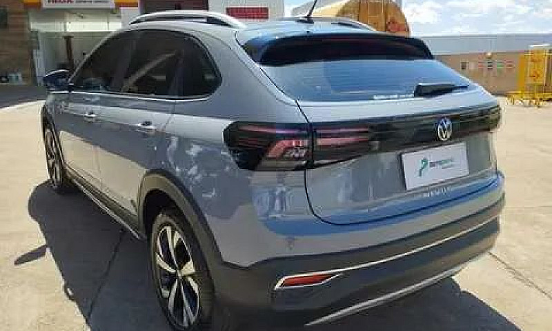 Volkswagen Nivus Hig...