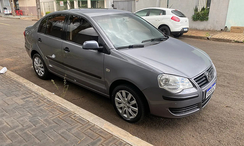 Volkswagen Polo Seda...