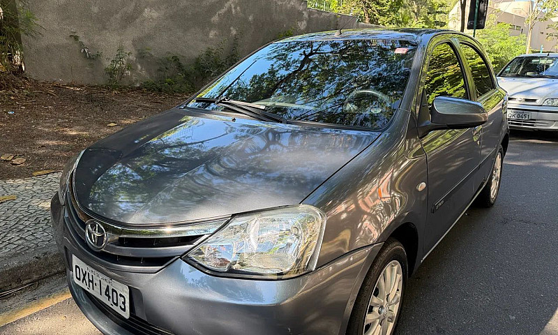 Toyota Etios Xls 1.5...