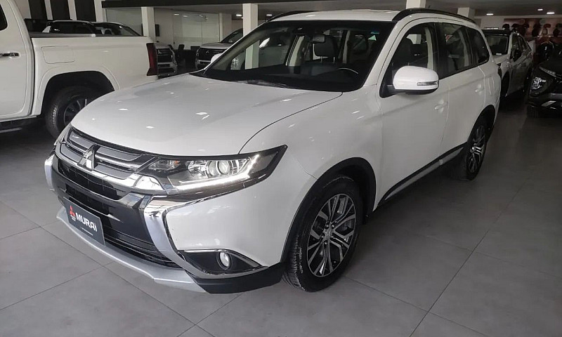 Mitsubishi Outlander...