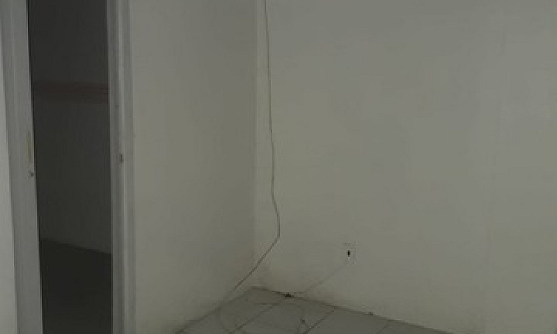 Casa  Na  Moreira  E...