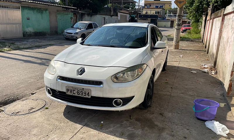 Renault Fluence Sed....