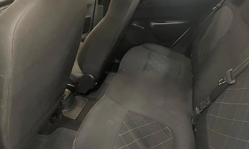 Renault Kwid Zen 1.0...