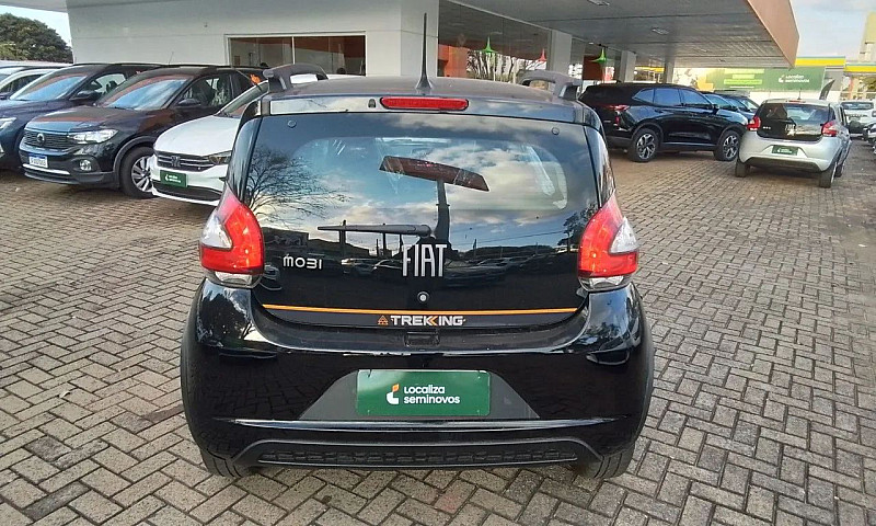 Fiat Mobi Trekking 1...