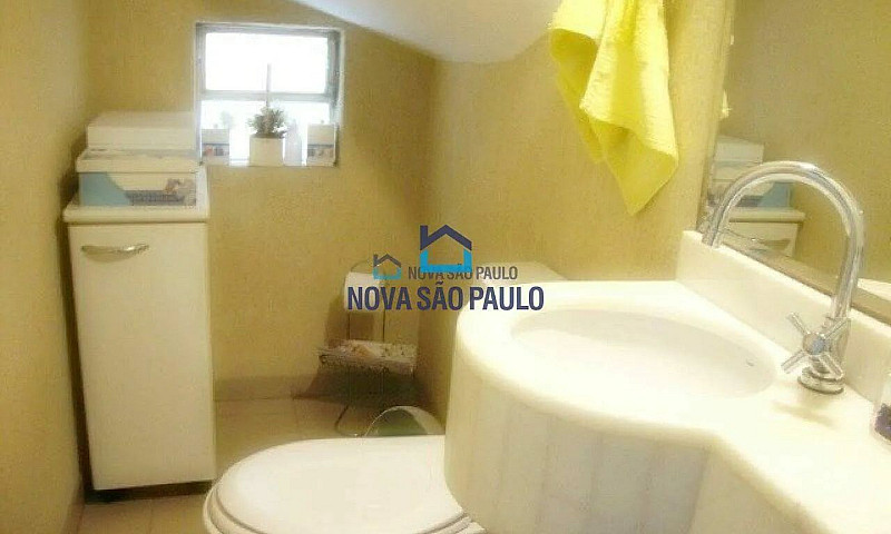Casa À Venda Próximo...