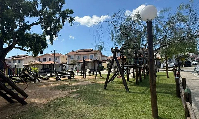 Casa De Três Quartos...