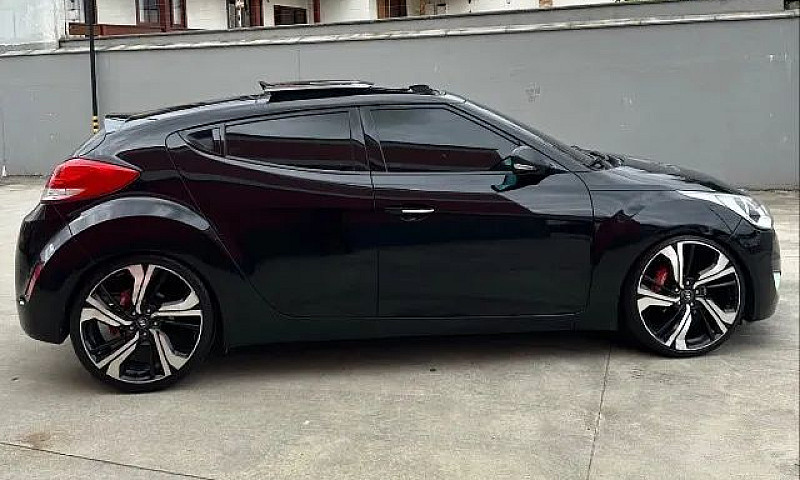 Hyundai Veloster 1.6...