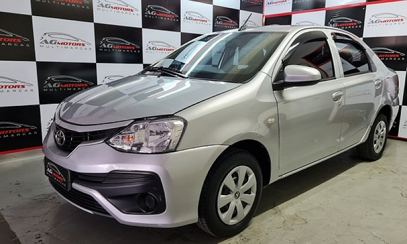 Toyota Etios Sedan X...