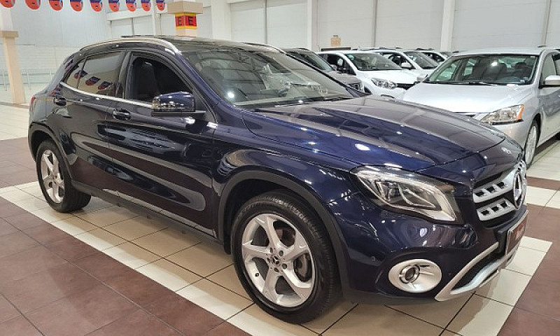 Mercedes Benz Gla 20...