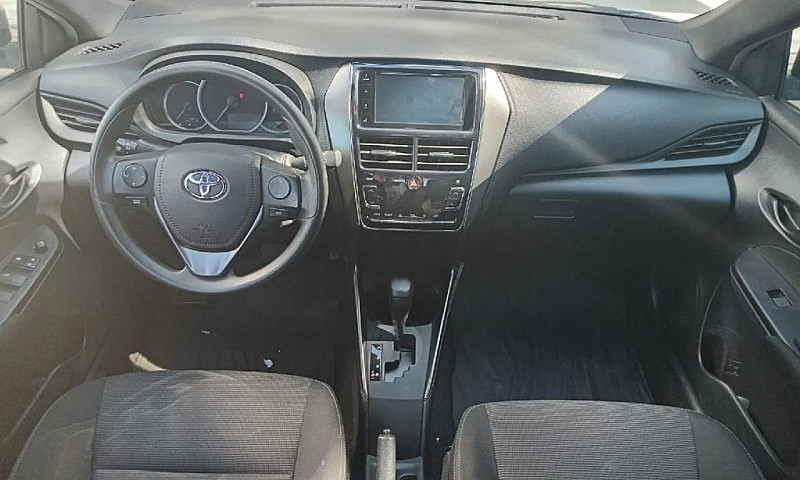 Toyota Yaris Xl 1.5 ...