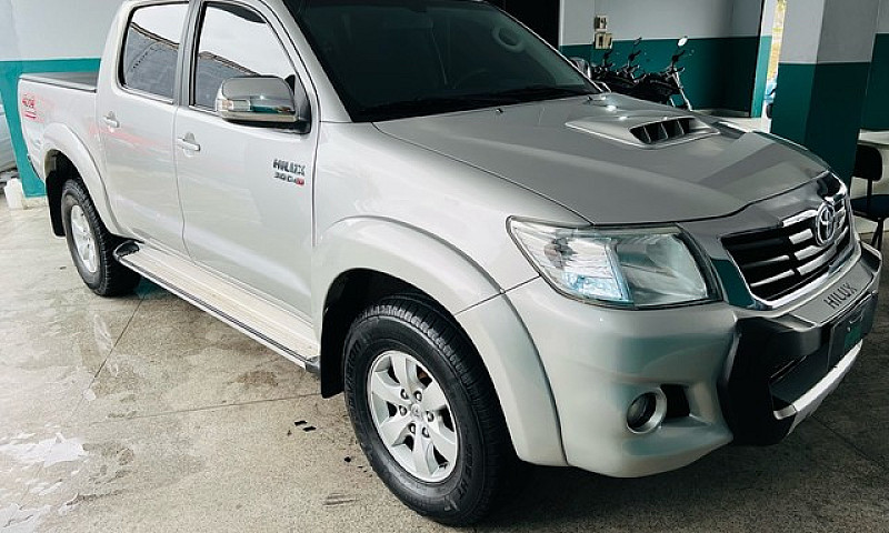 Hilux Srv  3.0 Aut ...