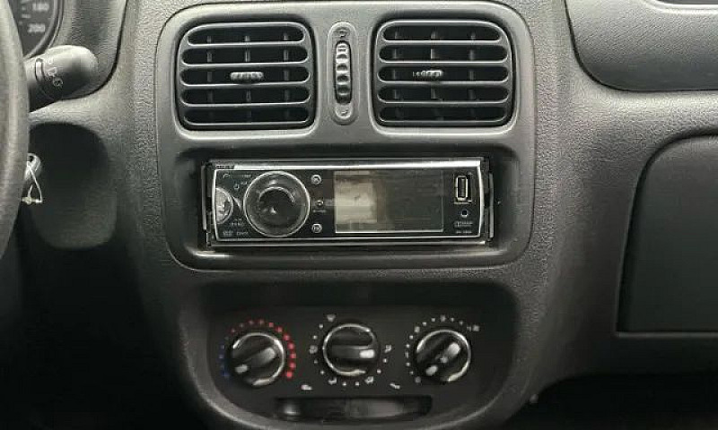 Renault Clio Express...