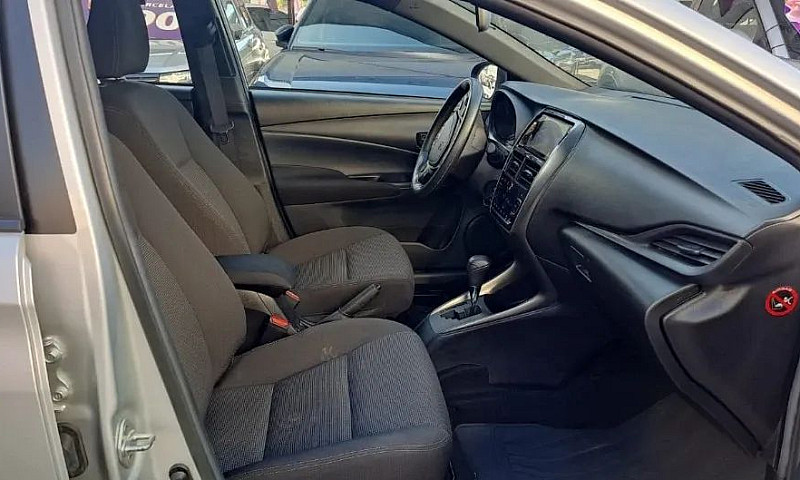 Toyota Yaris Xl 1.5 ...