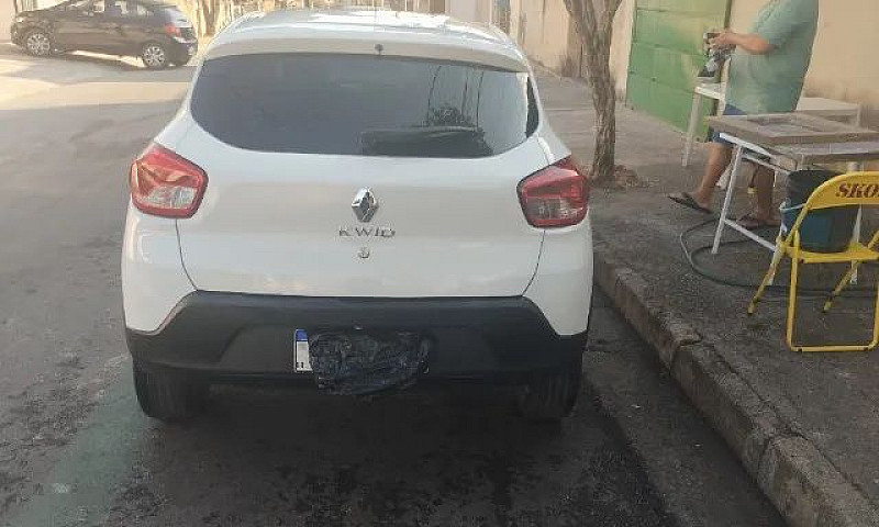 Renault Kwid Zen 1.0...