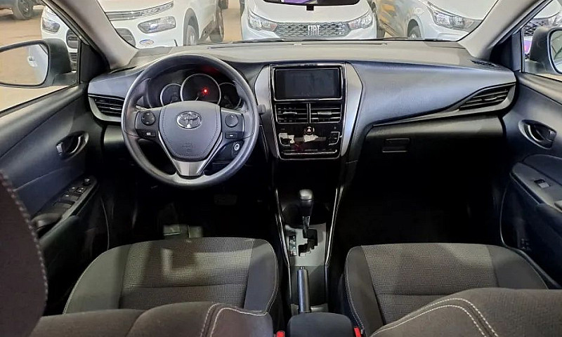 Toyota Yaris Xl 1.5 ...