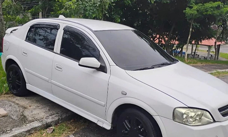 Chevrolet Astra 2.0 ...