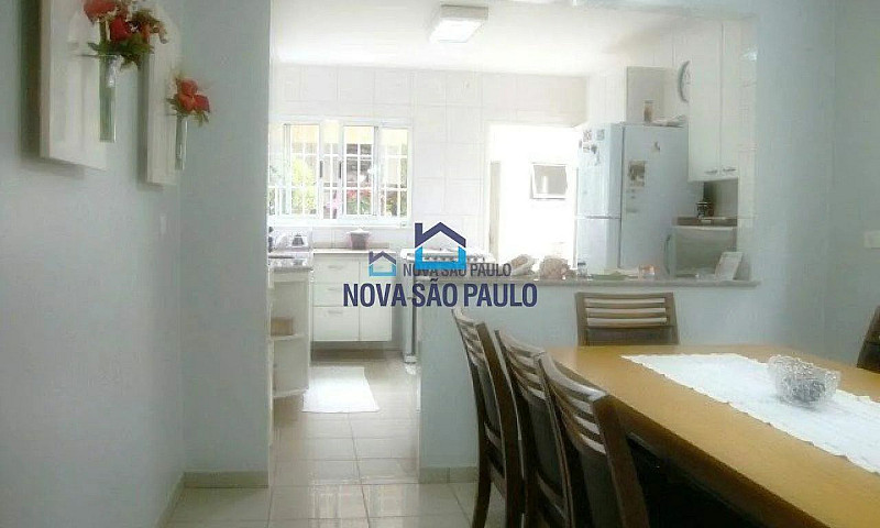 Casa À Venda Próximo...
