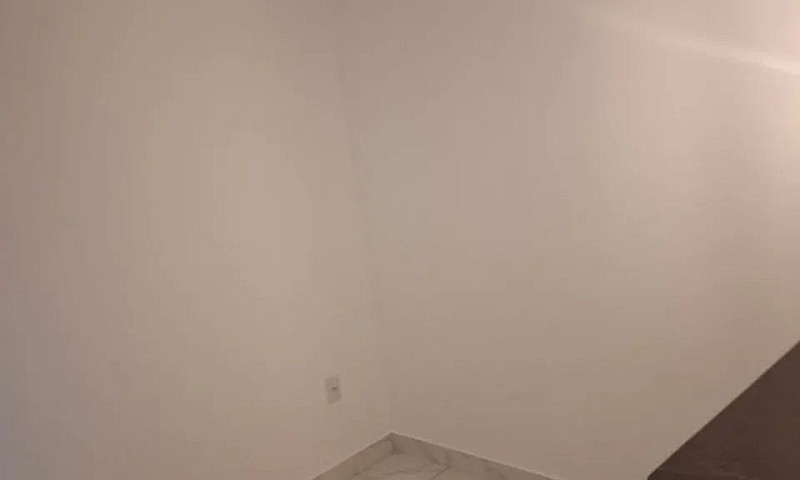 Aluga Se Apartamento...