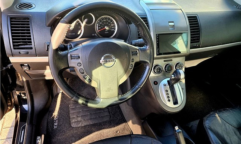 Nissan Sentra 2011 2...