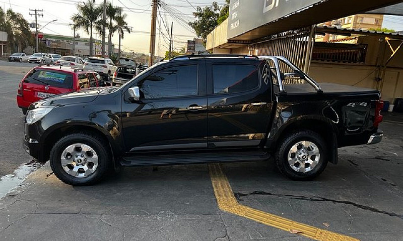 S10 Ltz 2013 2.8 4X4...