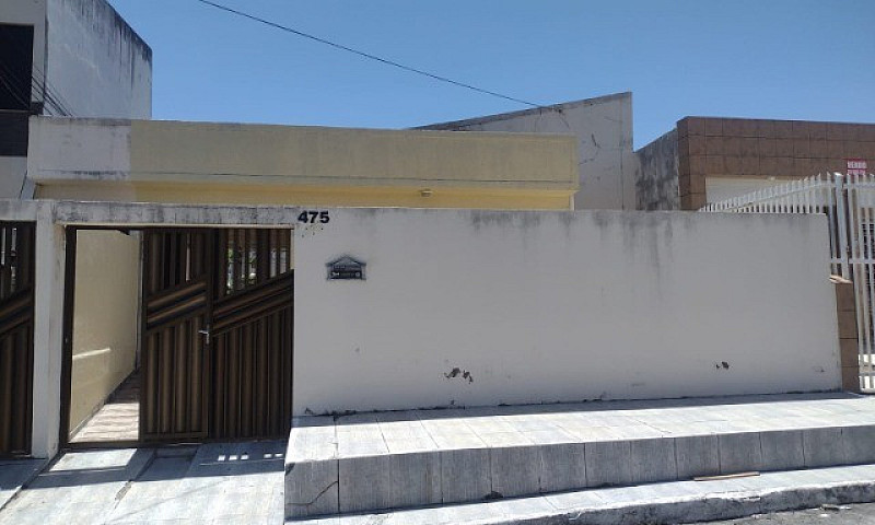 Casa Espaçosa Para A...