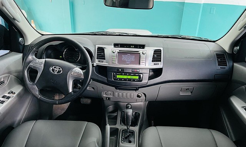 Hilux Srv  3.0 Aut ...