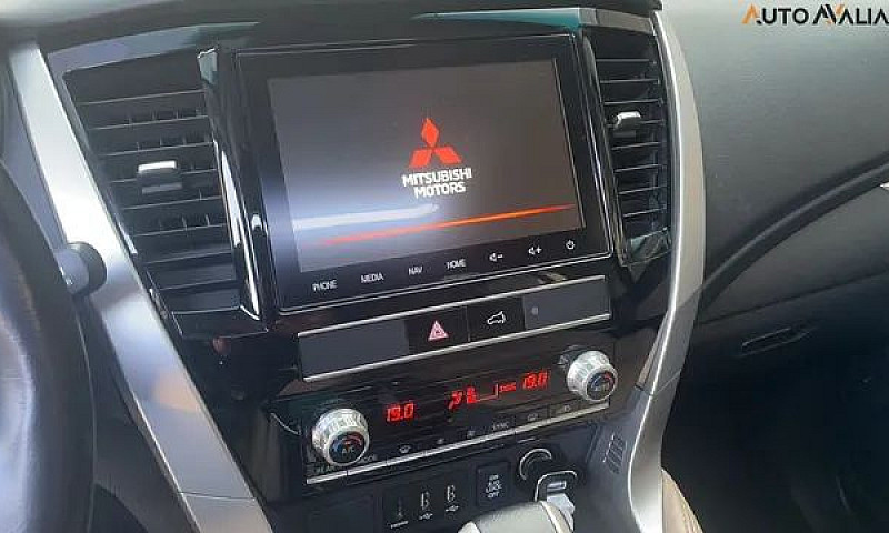 Mitsubishi Pajero Sp...