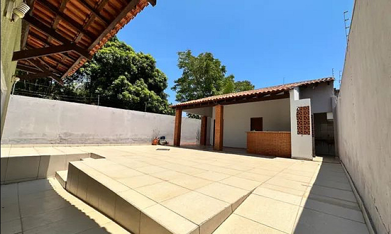 Alugo Casa De 182 M²...