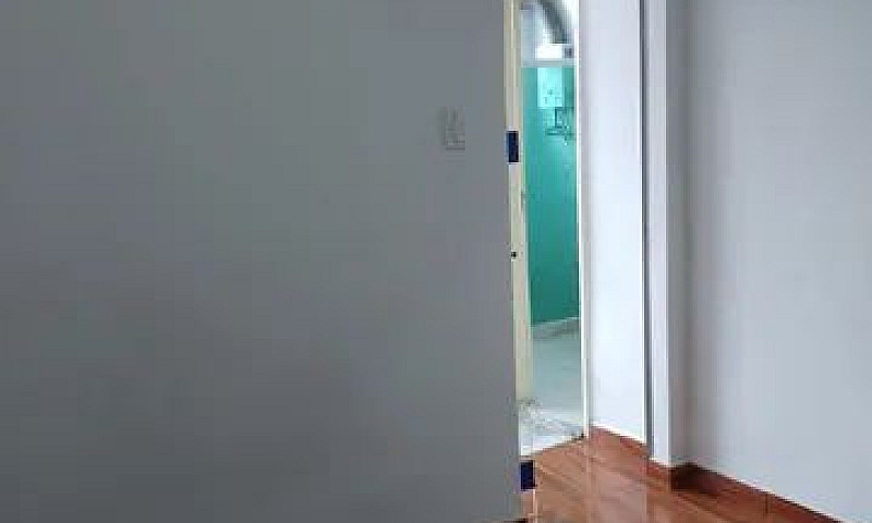 Alugo Apartamento Pr...