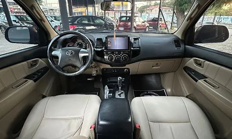 Toyota Hilux Sw4 Sr ...