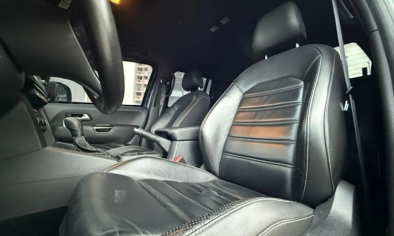 Volkswagen Amarok Ex...