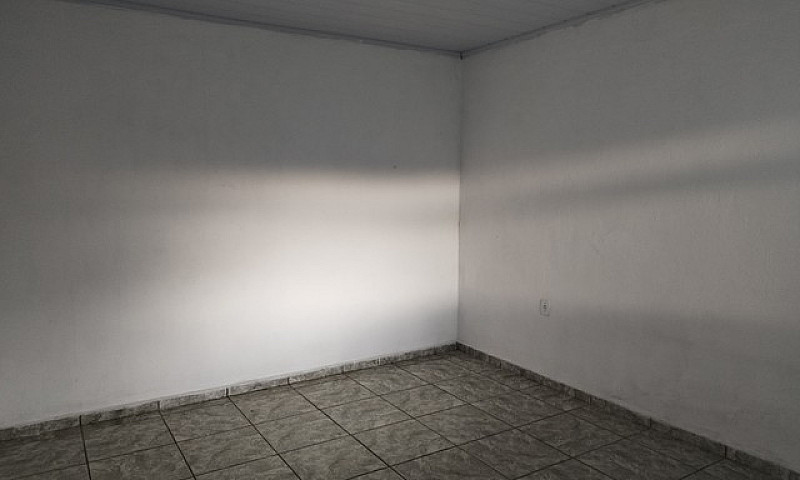 3 Quartos No 2º Anda...