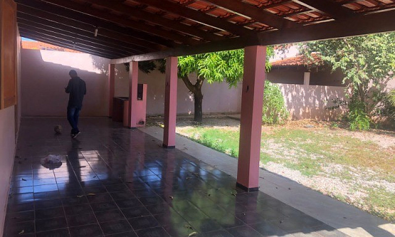 Vende Se Otima Casa ...