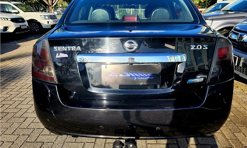 Nissan Sentra 2011 2...