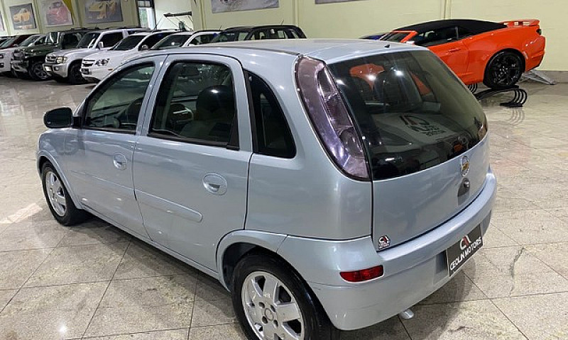 Corsa Premium 2009...