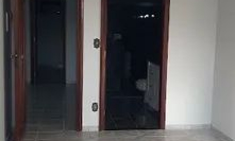 Excelente Casa Com 3...