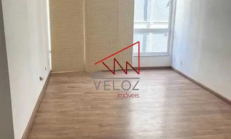 Apartamento-À Venda-...