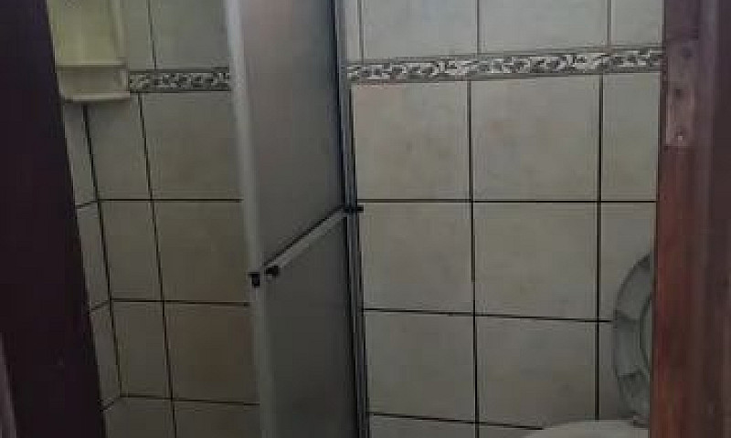 Alugo Casa 2 Quartos...
