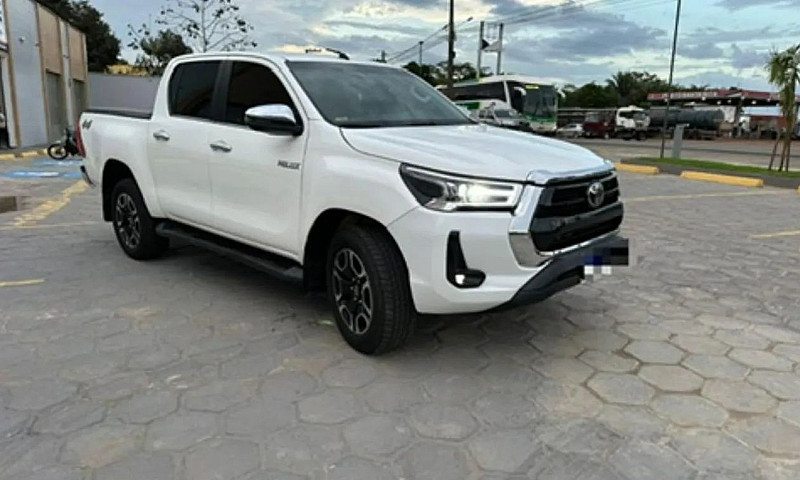 Toyota Hilux Cd 4X4 ...