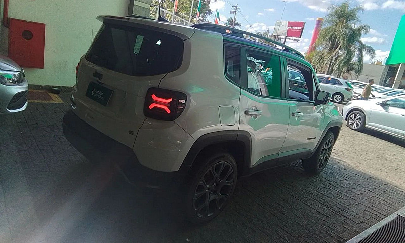 Jeep Renegade S T270...